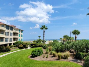 Property grounds - Coastal Condo w/ Pool Access + Great Ocean Views (Tybee Island)