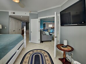 3 bedrooms, iron/ironing board, internet, bed sheets