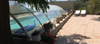 Nuovo annuncio - Affascinante casa tranquilla, aria condizionata, piscina in comune