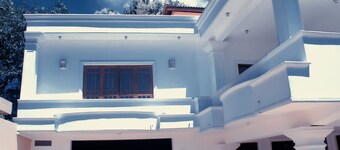 Stay closer to Ancient Kotte in a Luxory home