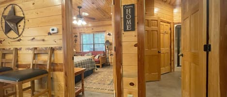 3 bedrooms, Internet, bed sheets