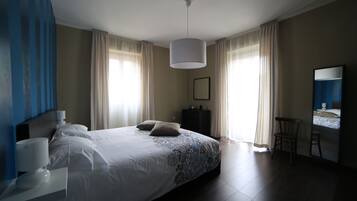 3 chambres, fer et planche Ă repasser, lit parapluie, Wi-Fi gratuit