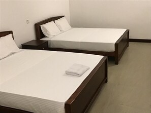 Family Room | 1 bedroom, free WiFi, bed sheets