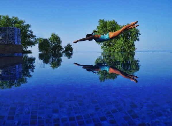 Piscine extérieure, piscine chauffée