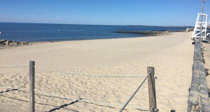 Viihtyisät Cape-askeleet 2 rannoilta + yksityinen ranta Deeded Access