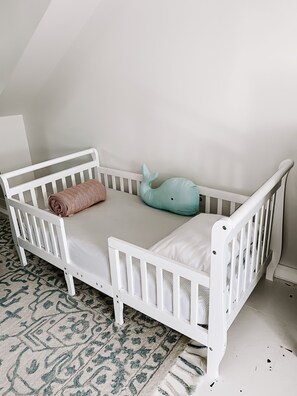 3 bedrooms, iron/ironing board, free WiFi