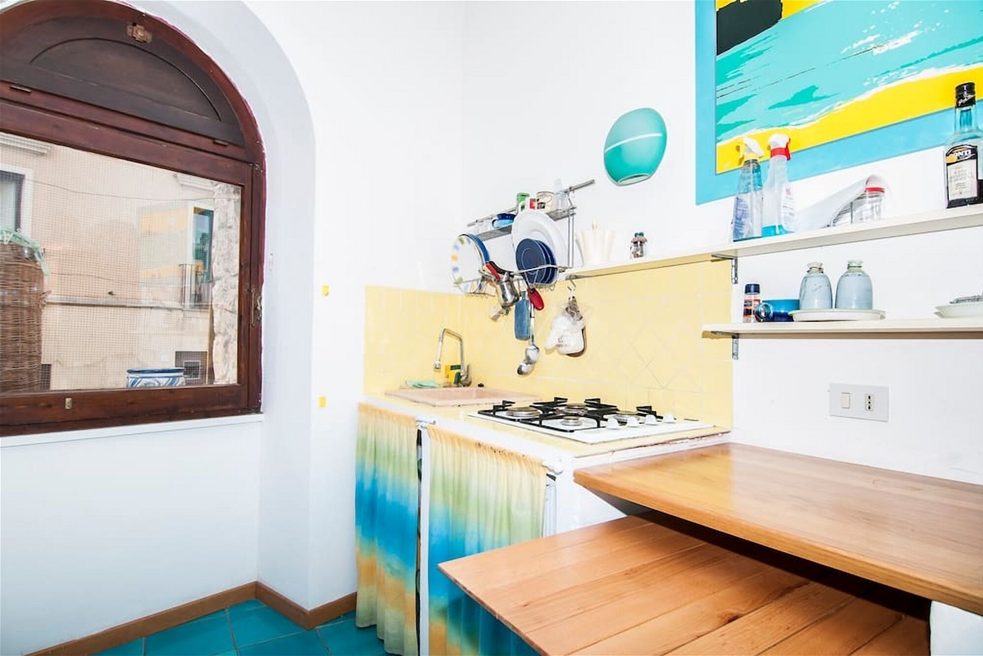 Réfrigérateur, cafetière/bouilloire