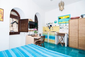 1 室のベッドルーム、旅行用ベビーベッド、WiFi、ベッドシーツ