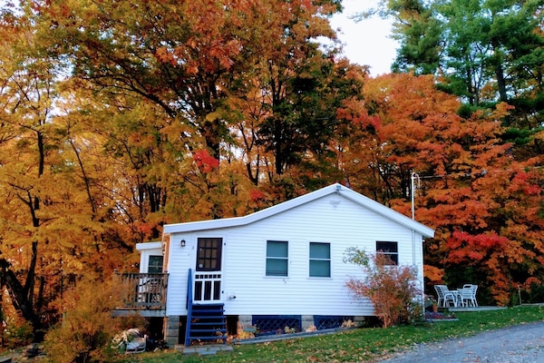 Beautiful cottage in the Fall!!