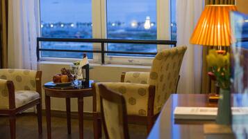 Superior Double or Twin Room | 1 bedroom, free minibar, in-room safe, desk