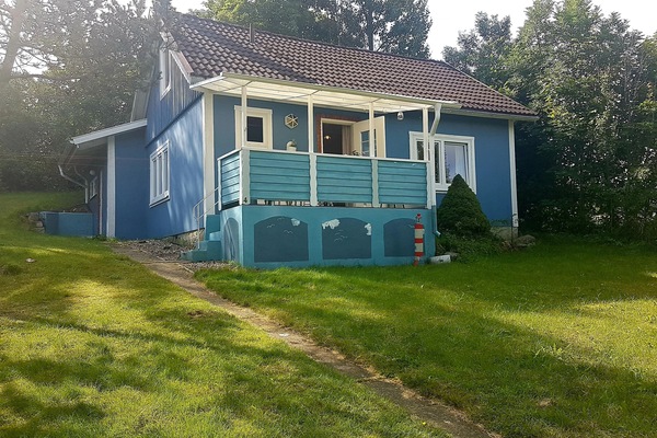 Ferienhaus mit Hanglage