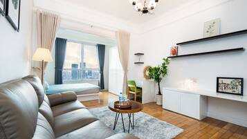 Individually furnished, desk, laptop workspace, blackout drapes