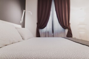 1 bedroom, WiFi, bed sheets - Civico12: your happy place in the heart of Verona  (Verona)