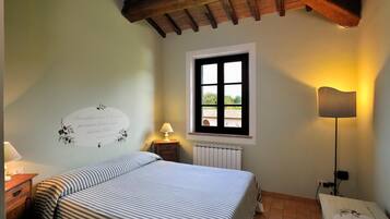 1 chambre, fer et planche Ă repasser, Wi-Fi, draps fournis