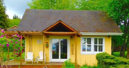 It's Another Beautiful Day At Cabernet Cottage in Langley, On Whidbey Island