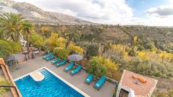 Piscina a l'aire lliure
