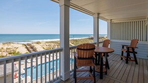 Outdoor dining - SC302 C-View by First Flight Rentals (Kill Devil Hills)