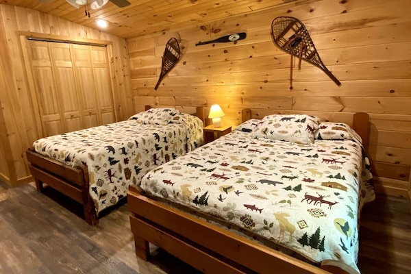 Bedroom with (2) double/full size beds and large closet