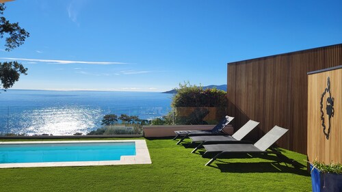 Villa  climatisée  magnifique   vue mer panoramique avec piscine  chauffée