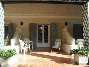 Outdoor dining - Vacation (SAINT REMY DE PROVENCE)