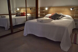 3 chambres, fer et planche Ă repasser, Wi-Fi gratuit, draps fournis