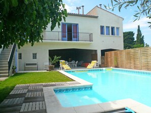 Outdoor pool - House 7 persons with large pool in corbieres area (Talairan)