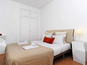 2 habitaciones, escritorio, cuna de viaje y wifi gratis 