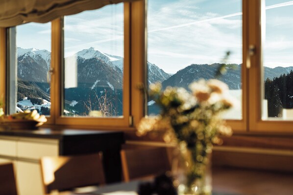 Superior Apartment (Schneezauber) | Private kitchen | Oven, stovetop, dishwasher, coffee/tea maker - Schneeweiss (Serfaus)