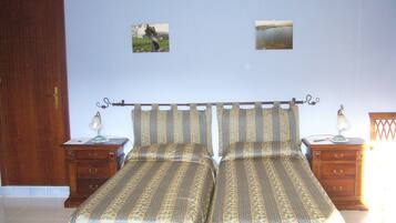 1 bedroom, iron/ironing board, cribs/infant beds, free WiFi