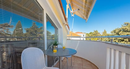 Appartement mit Terrasse und voll ausgestattet