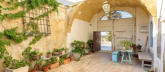 Charmant Bagli des années 1800 avec des jardins à deux pas de la mer Baglio Paola 1