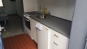 ベーシック ダブルルーム キッチン | 専用キッチン