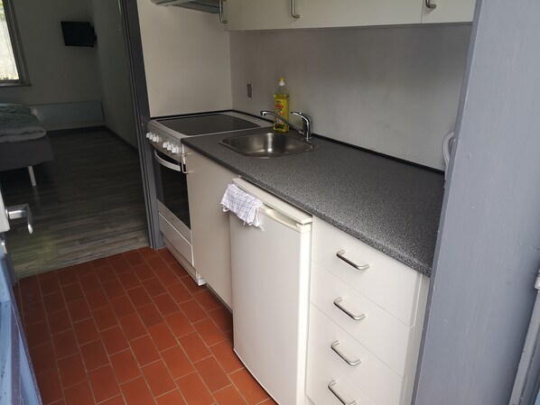 基础双人房, 厨房 | 私人厨房 | 冰箱、烤箱、炉灶、厨具/餐具