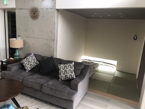 Junior Villa | Living room | 50-inch LCD TV with digital channels, TV, DVD player - Chakashiya Goten (Onna)