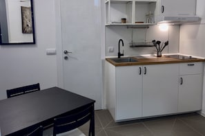 Private kitchenette - 4Rooms 4U (Belgrade)