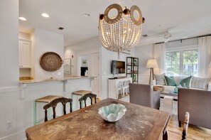 TV, DVD-spiller og filmbibliotek