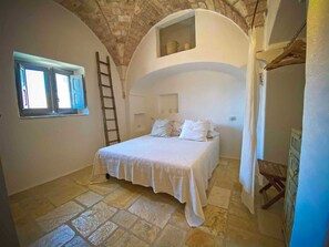 3 chambres, fer et planche à repasser, lit parapluie, Wi-Fi gratuit