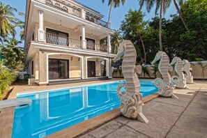 Outdoor pool - Phase 10 - 7BHK located Adventure Street, Your Home Away from Home (Calangute)