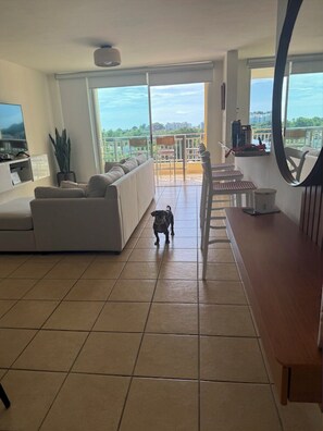 Smart TV - Oasis by the marina with stunning view in Fajardo (Fajardo , PR)