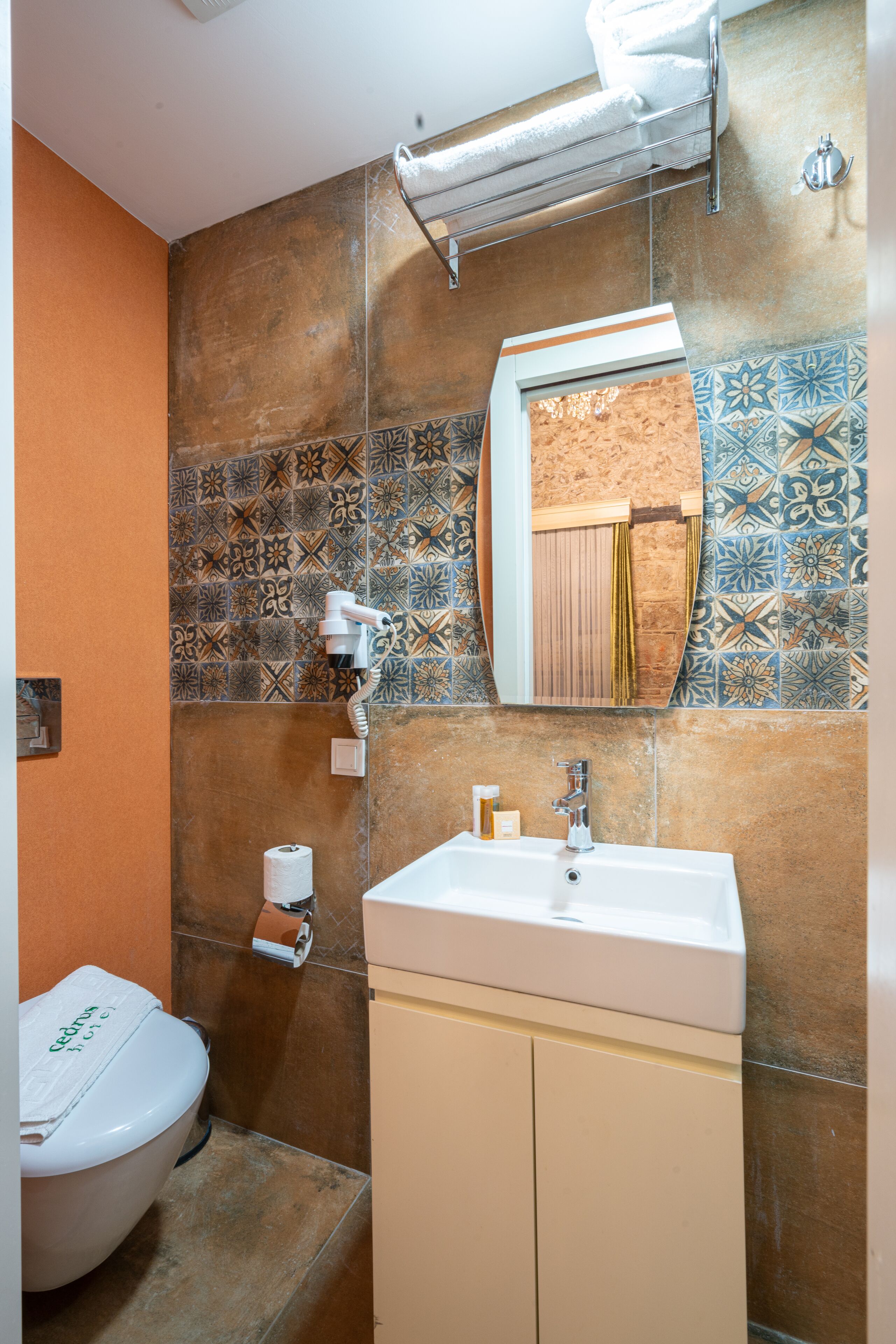 Photo - Cedrus Hotel