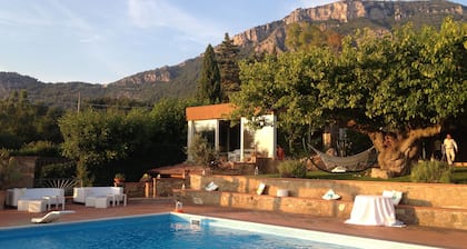 Charmante Villa mit Pool