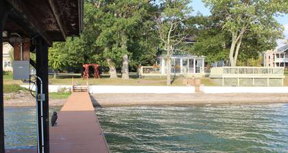 Create memories of the Canandaigua Lakes on our scenic waterfront getaway