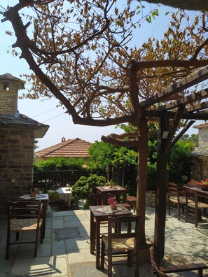 Restauration extérieure