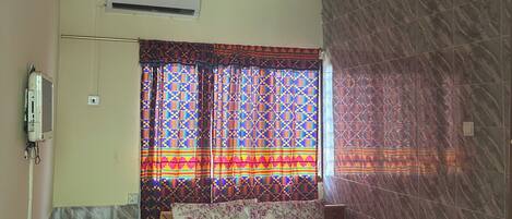 1 bedroom, iron/ironing board, free WiFi