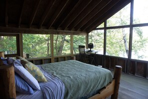 7 camere, Wi-Fi gratuito, lenzuola