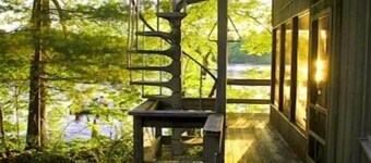 6 BR Squam Lake hjem, tennisbane, Mtn Views, Massive Dock Area