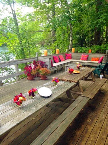 7BR/5Bath Waterfront Squam Home, Dock, Pickleball+Tennis, Kayaks+Paddleboards