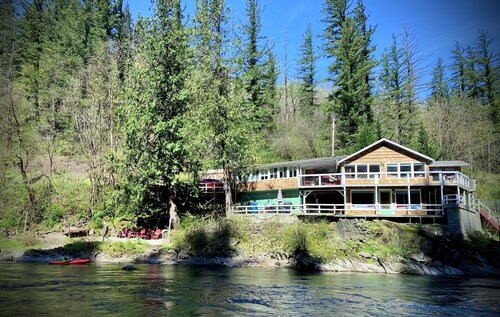 2 cabins for the price of one and Starlink wifi.