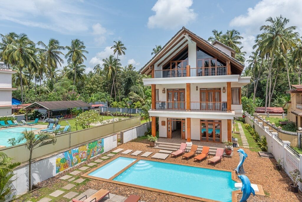 Outdoor pool