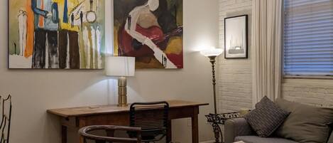 Televisión y monitor de computadora